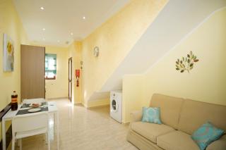 Sliema duplex 1 bedroom apartment - Sleeps 4 - 2