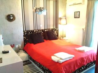 Greek hospitality 2 - Atene - 2