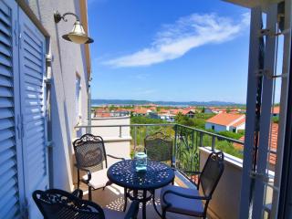 Apartment in Murter with sea beach - Murter - 5