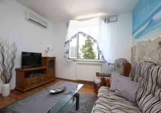 4 persons app with great sea view,AC,WiFi,399 - 6