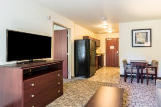 Cobblestone Hotel & Suites - Torrington - Torrington - 3