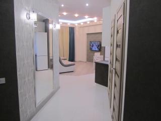1-Bedroom Apartment - Odessa - 8
