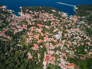Mediterranes Ferienhaus m. Terrasse - Veli Lošinj - 1