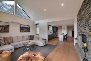 4 Stockyard Lane by Sotheby's Luxury Rental Homes - Queenstown - 5