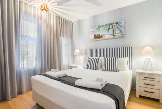 Tropical Unit with Private Fenced Garden Close to The Beach 4 - Palm Cove - 8