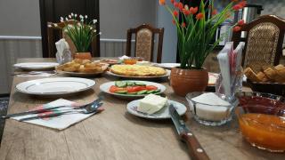 TwinHouse Karakol - 1