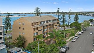 Allamanda U2 Awesome Location - Caloundra - 1