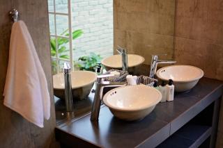Number Eighteen Exclusive Guest Lodge - 2