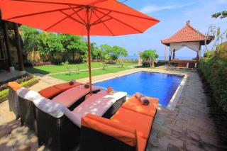 Ocean Beachfront Villa Dini - Banjar - 5