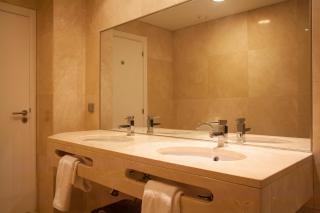 Two Bedroom Apartment with Balcony and Gorgeous view over the Atlantic - Funchal - 3