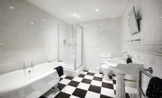 Alexander Residence - 8