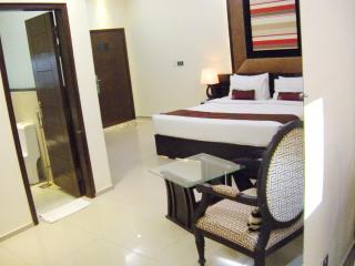 Grand Enclave - 8
