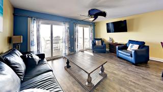 Put-in-Bay Waterfront Condo #109 - Put-in-Bay - 0