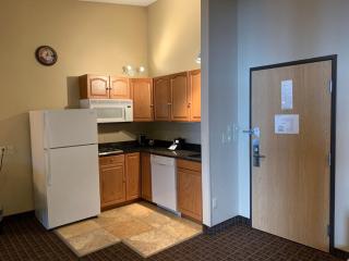 AmericInn by Wyndham Aberdeen Event Center - 6