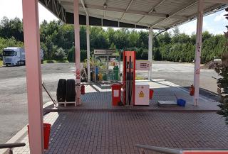 Motel Red Oil - Lovosice - 4