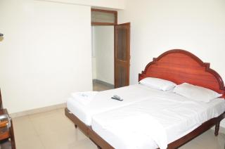 Dhanunjayas Luxury Hotel - Hosūr - 4