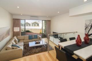 16 Seine Bay Apartment - 9
