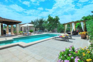 Owl Booking Villa Gabelli - Rustic Stay with Great Views - 8