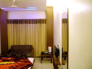 Hotel Rajmandir - Ambaji - 8