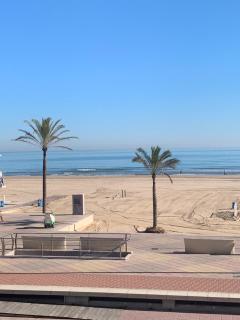 BEACH I - 0