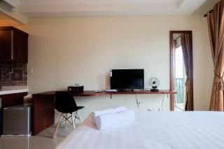 Simple Studio Signature Park Grande Apartment near MT Haryono By Travelio - 7