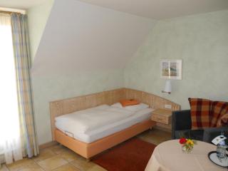 Hotel und Gutsgaststätte Rappenhof - Weinsberg - 6