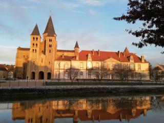 Joli F1 au coeur de Paray - Paray-le-Monial - 3