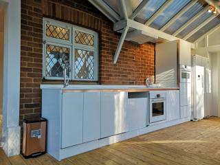 Easytoostay Paygate Cottage Brenchley - 9