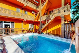 Hummingbird Home Suites - San Pedro - 5