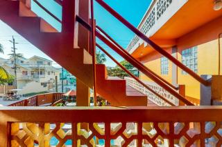 Hummingbird Home Suites - 9