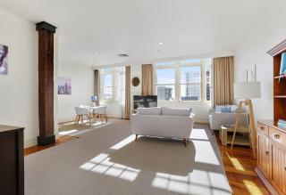 Spacious One Bedroom in The Heritage Hotel! - Auckland - 5