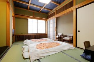 Okada Ryokan Warakutei - Takayama - 3