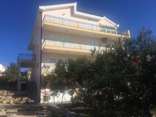 Apartments Maslina - Zaboric - 6