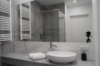 NavyBlue apartment Cracow free parking TV - 4