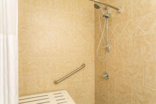 Ramada by Wyndham Houma - 1