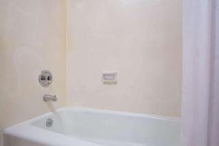 Howard Johnson by Wyndham Brigham City - Brigham City - 6