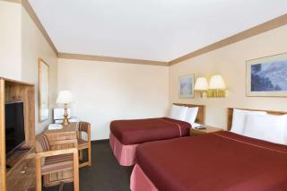 Howard Johnson by Wyndham Brigham City - Brigham City - 2