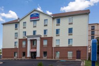 Howard Johnson by Wyndham Airport - Louisville - 0
