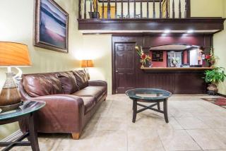 Howard Johnson by Wyndham San Marcos - San Marcos - 3