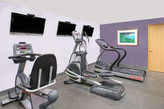 MICROTEL Inn and Suites - Ames - Ames - 8