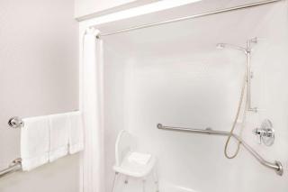 MICROTEL Inn and Suites - Ames - Ames - 5