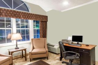 Microtel Inn by Wyndham Wilson - Wilson - 4