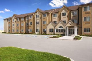 Microtel Inn & Suites by Wyndham Kenedy Karnes City - Kenedy - 0