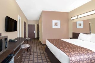 Microtel Inn & Suites - Sidney - 3