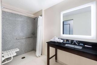 Wingate by Wyndham Sidney - 2