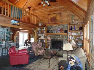 Creekside Paradise Bed and Breakfast - Robbinsville - 8