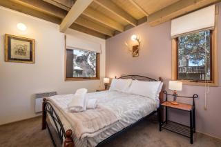 Burrinjuck - 6
