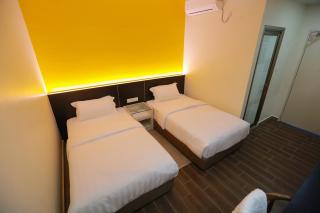 Pantai Regal Hotel - 2