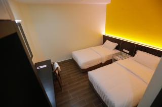 Pantai Regal Hotel - 1