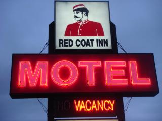 Red Coat Inn Motel - 9